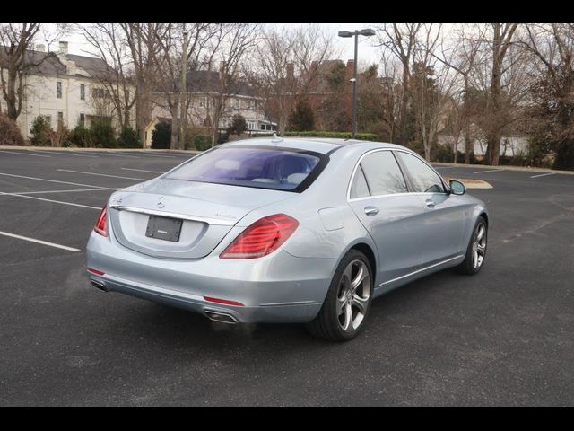 2017 Mercedes-Benz S-Class 550