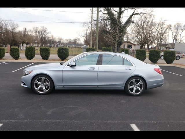 2017 Mercedes-Benz S-Class 550