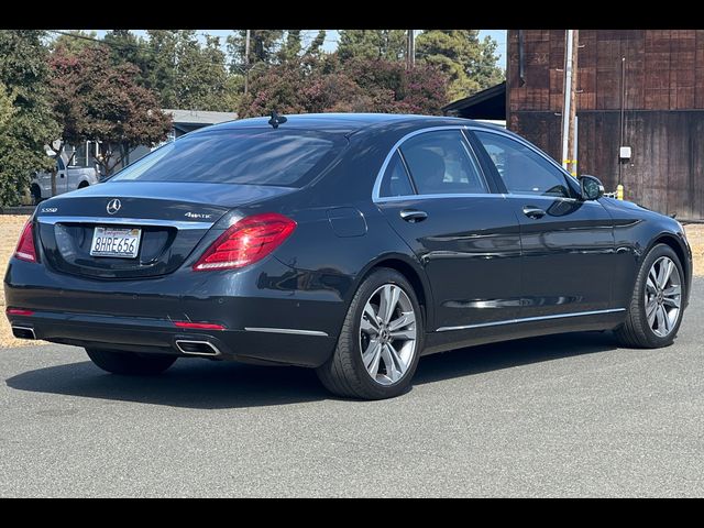 2017 Mercedes-Benz S-Class 550