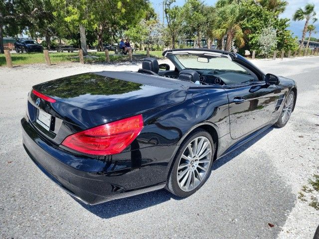 2017 Mercedes-Benz SL-Class 550