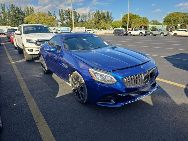 2017 Mercedes-Benz SLC 300