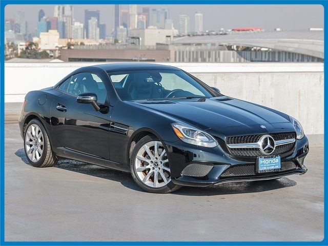 2017 Mercedes-Benz SLC 300