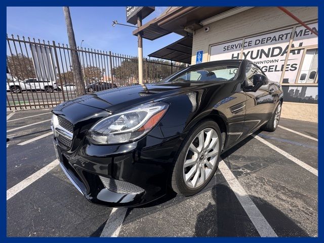 2017 Mercedes-Benz SLC 300