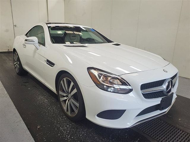 2017 Mercedes-Benz SLC 300