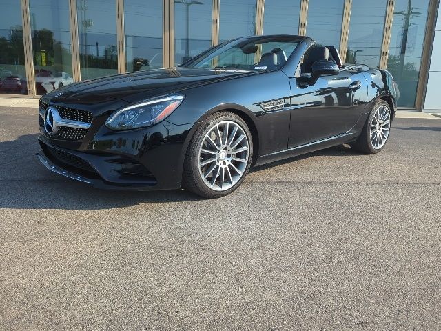 2017 Mercedes-Benz SLC 300