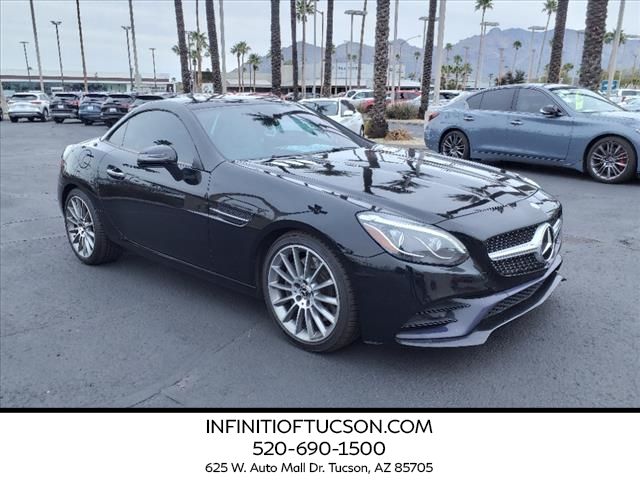 2017 Mercedes-Benz SLC 300