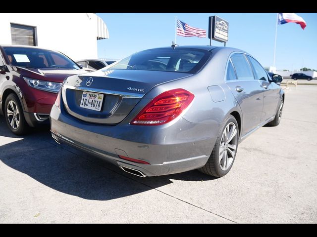 2017 Mercedes-Benz S-Class 550