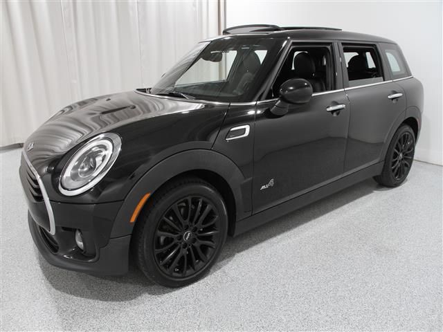 2017 MINI Cooper Clubman Base