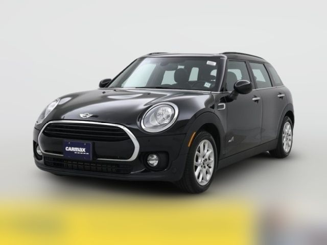 2017 MINI Cooper Clubman Base