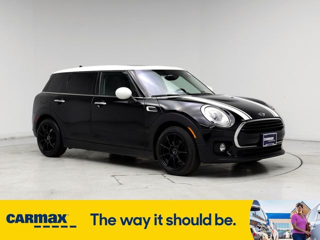 2017 MINI Cooper Clubman Base