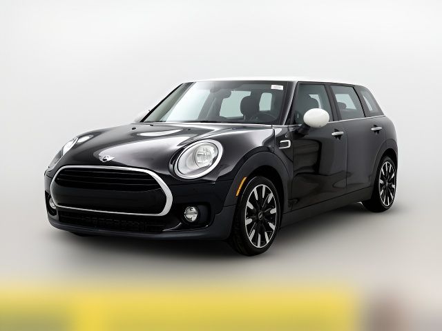 2017 MINI Cooper Clubman Base