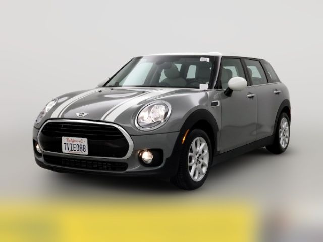 2017 MINI Cooper Clubman Base