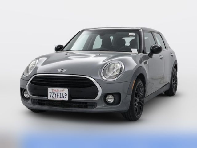 2017 MINI Cooper Clubman Base