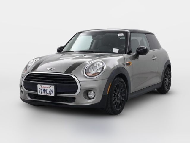 2017 MINI Cooper Hardtop Base