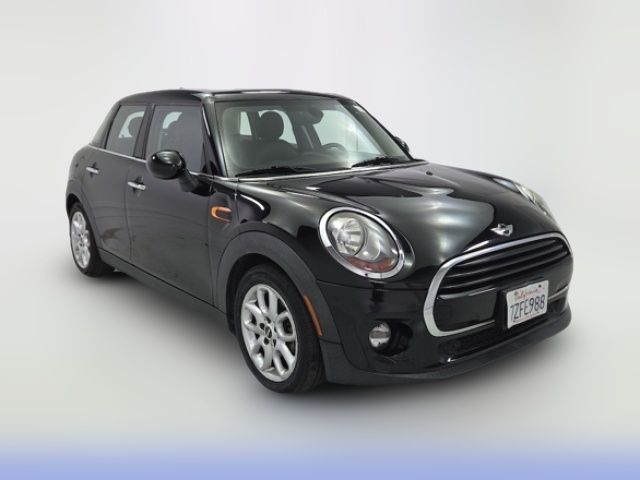 2017 MINI Cooper Hardtop Base