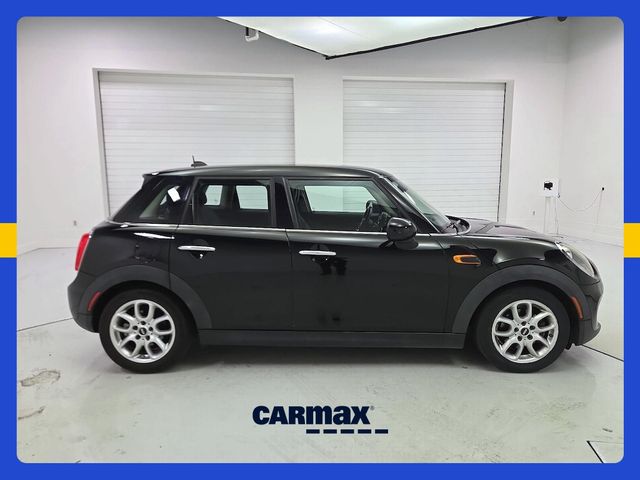 2017 MINI Cooper Hardtop Base