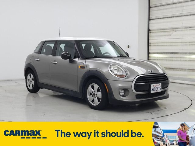 2017 MINI Cooper Hardtop Base