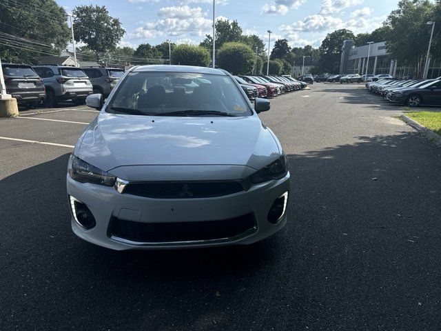 2017 Mitsubishi Lancer ES