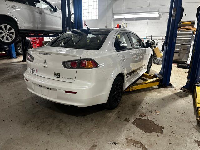 2017 Mitsubishi Lancer ES