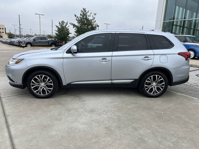 2017 Mitsubishi Outlander SE