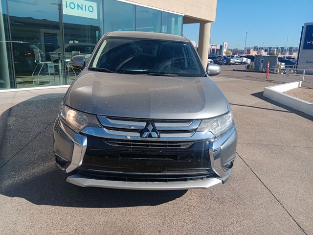 2017 Mitsubishi Outlander 