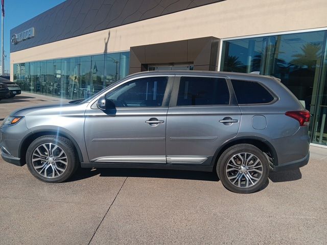 2017 Mitsubishi Outlander 