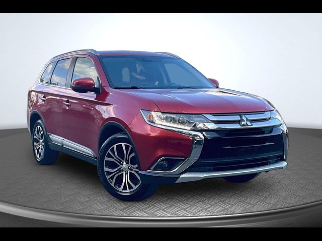 2017 Mitsubishi Outlander 
