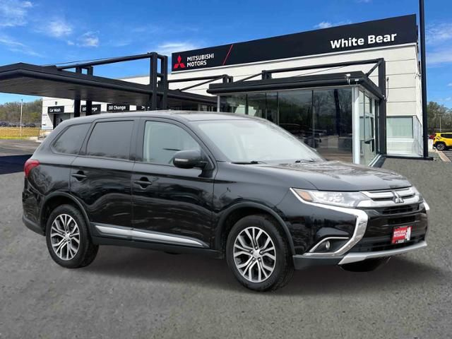 2017 Mitsubishi Outlander SE