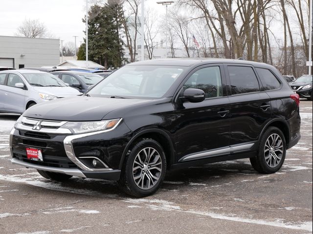 2017 Mitsubishi Outlander SE