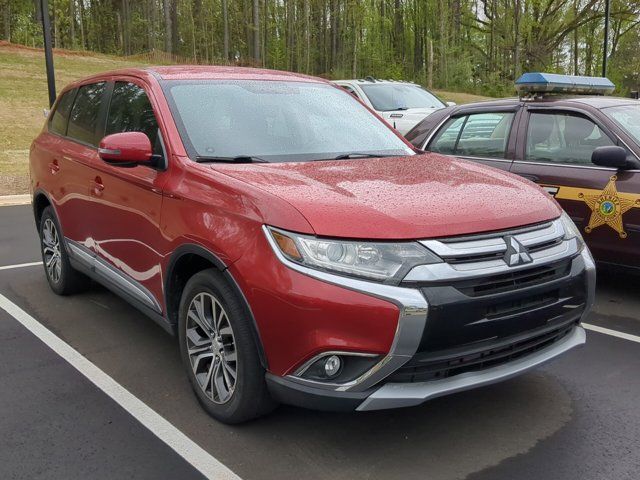 2017 Mitsubishi Outlander SE