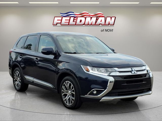 2017 Mitsubishi Outlander SE
