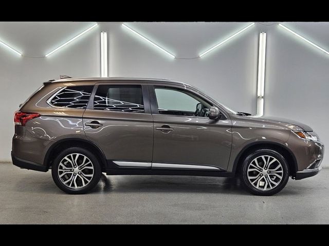 2017 Mitsubishi Outlander SEL