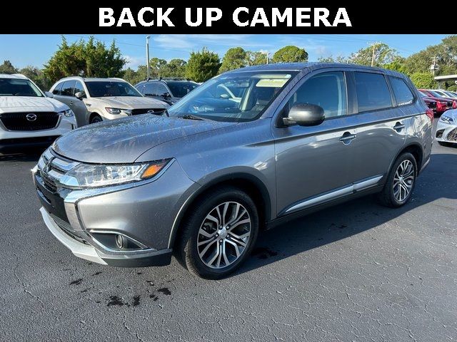 2017 Mitsubishi Outlander ES