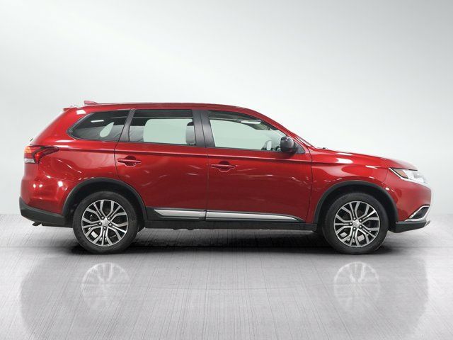 2017 Mitsubishi Outlander ES