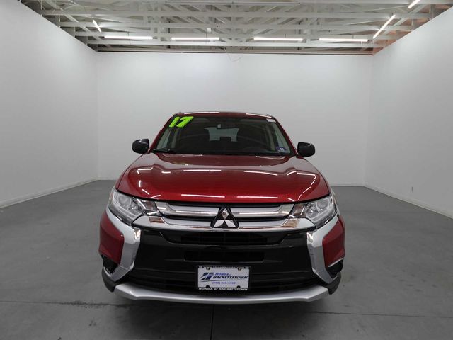 2017 Mitsubishi Outlander ES