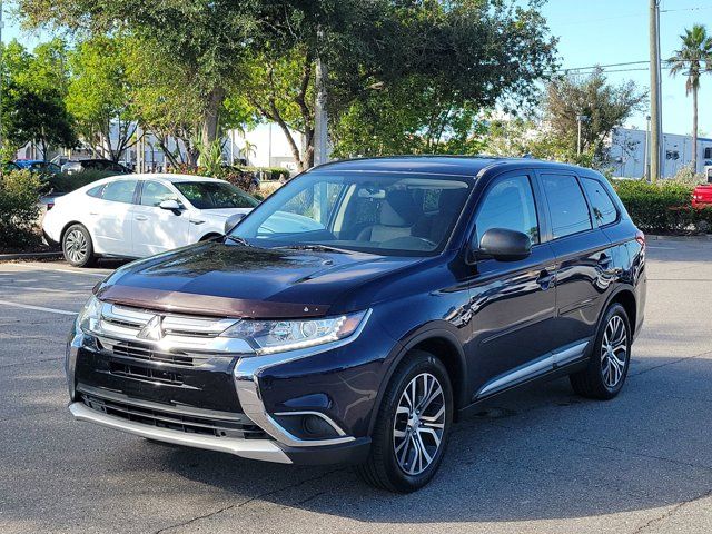 2017 Mitsubishi Outlander ES