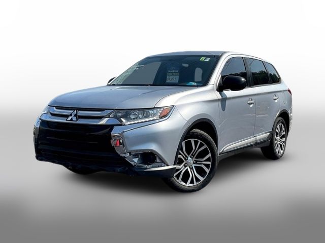 2017 Mitsubishi Outlander ES