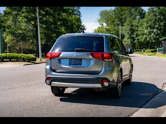 2017 Mitsubishi Outlander ES