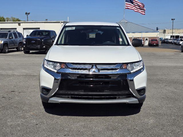 2017 Mitsubishi Outlander ES