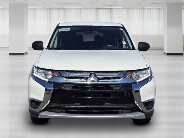 2017 Mitsubishi Outlander ES