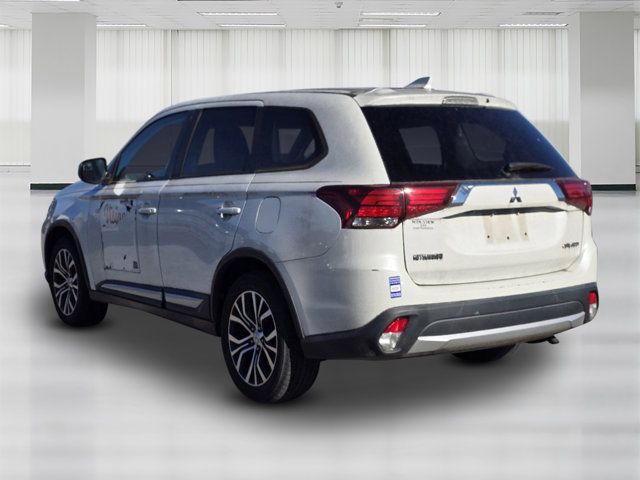 2017 Mitsubishi Outlander ES