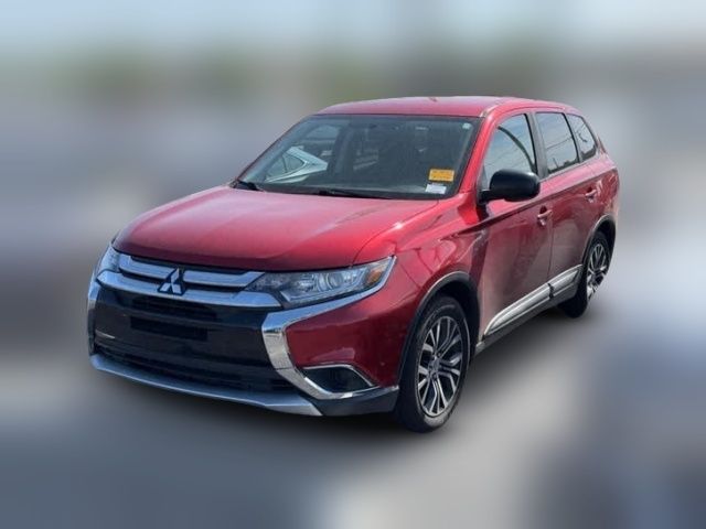 2017 Mitsubishi Outlander ES
