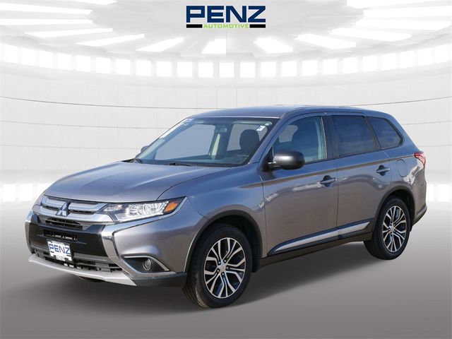 2017 Mitsubishi Outlander ES