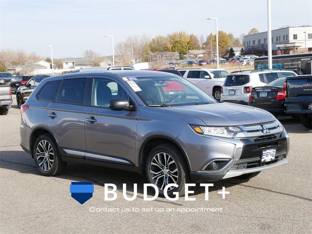 2017 Mitsubishi Outlander ES