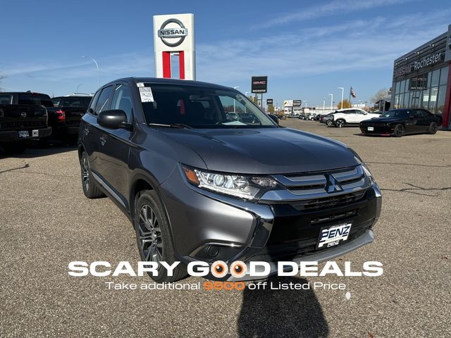 2017 Mitsubishi Outlander ES