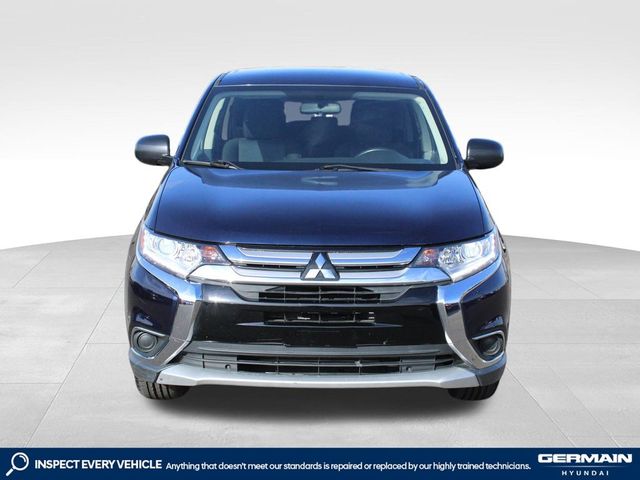 2017 Mitsubishi Outlander ES