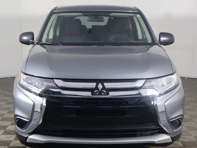 2017 Mitsubishi Outlander ES