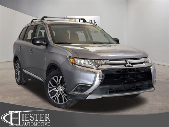 2017 Mitsubishi Outlander ES