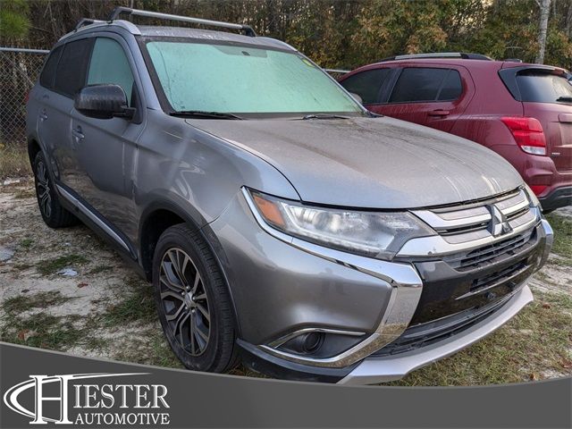 2017 Mitsubishi Outlander ES