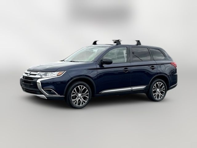 2017 Mitsubishi Outlander ES